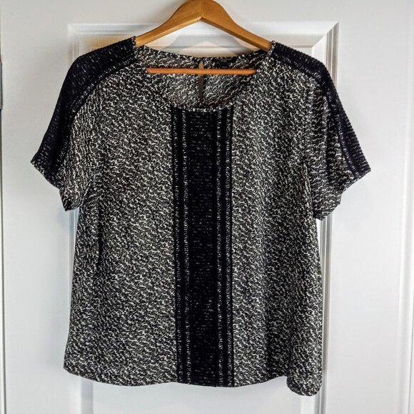 Ann Taylor B&W Print Lace Mesh Trim SS Top - XLP - Picture 1 of 4
